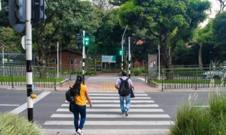 En Medellín se avanza en darle una nueva cara a 22 puentes, para lograr una movilidad peatonal más segura