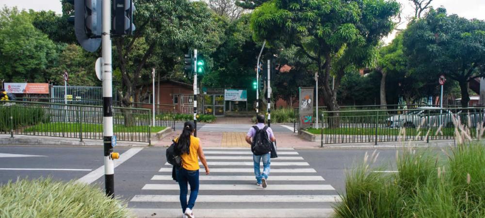 En Medellín se avanza en darle una nueva cara a 22 puentes, para lograr una movilidad peatonal más segura