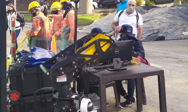 La Alcaldía de Medellín avanza en la recuperación de la vía Las Palmas a la altura de la Loma del Indio