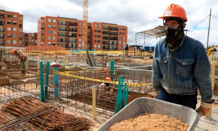 Más de un millón de colombianos empleados en la construcción de edificaciones en febrero de 2021