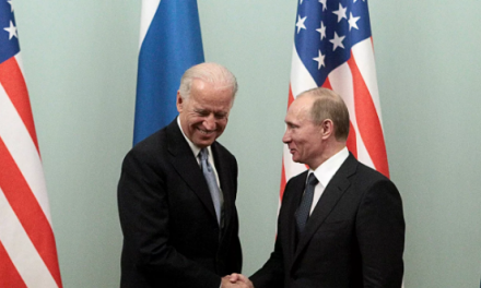 Biden propone a Putin una cumbre bilateral en un tercer país en los próximos meses