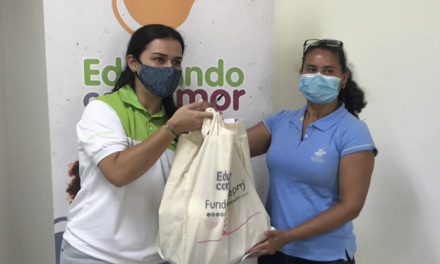 En Medellín se han entregado 9.560 kits escolares durante 2021