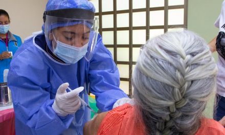 Medellín continúa con agendamiento de segundas dosis de vacuna contra el COVID-19 para mayores de 65 años