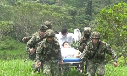 Dos personas, víctimas de minas antipersonal, fueron evacuadas en una acción humanitaria por el Ejército en El Catatumbo [FVIDEO]