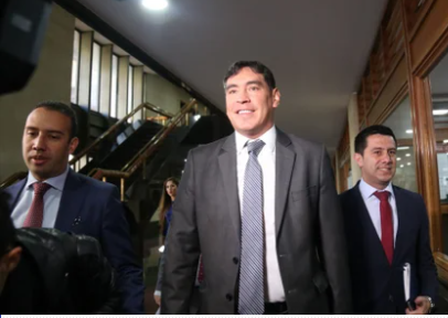 “Había un entramado para involucrar al presidente Uribe y a mí”: Álvaro Prada renunció al Congreso