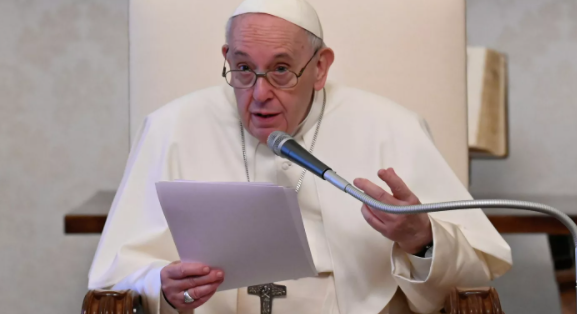 El papa Francisco impone nuevas medidas contra la corrupción en el Vaticano