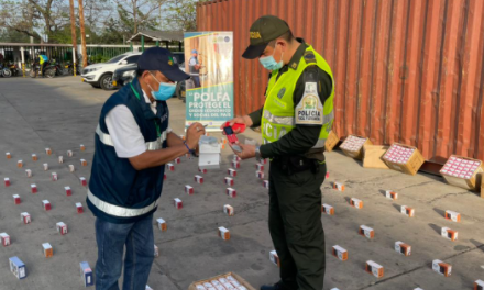 En Barranquilla, Polfa aprehendió más de 2.409 accesorios para celulares y 2.250 celulares [VIDEO]