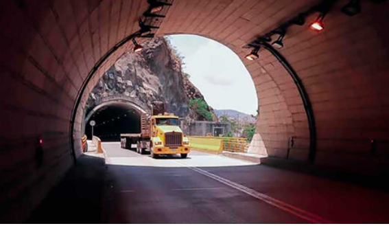 MinTransporte sigue respaldando a transportadores de carga con líneas de crédito y acompañamiento en vías