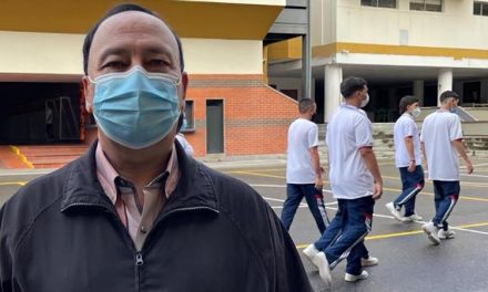 Alternancia escolar segura en Medellín