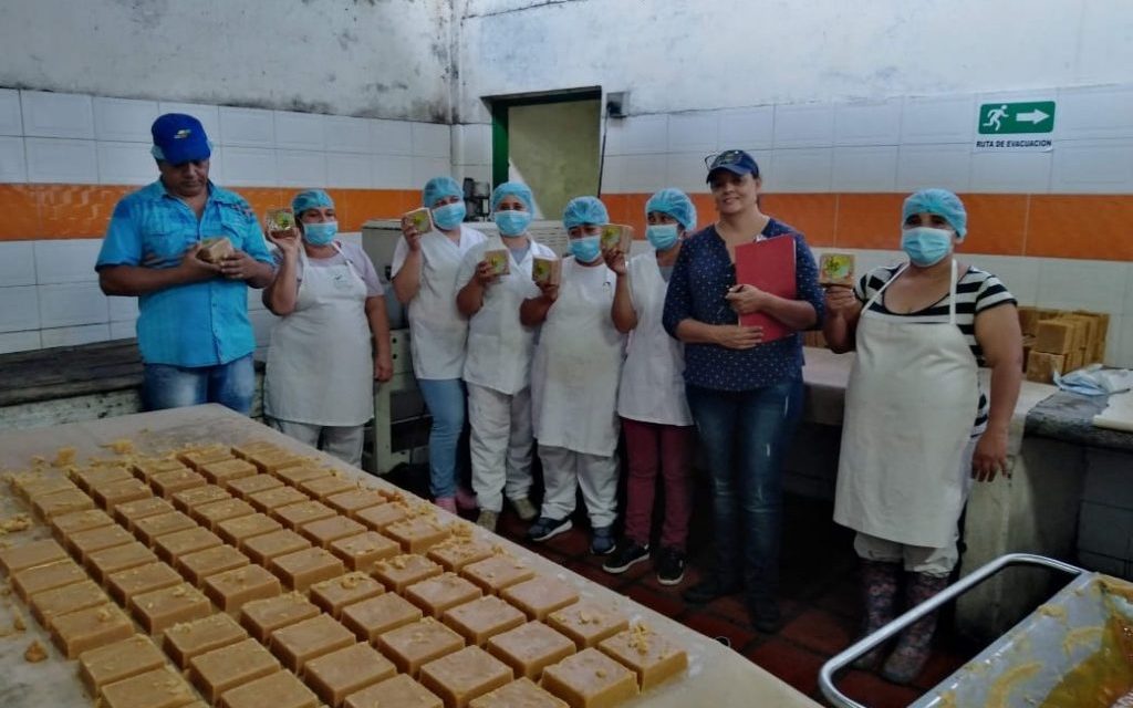 Agroindustria panelera, Antioquia convierte trapiches en modernos centros de producción de alimentos