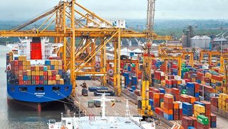 Gobierno adopta medidas para aliviar operaciones de comercio exterior afectadas por bloqueos