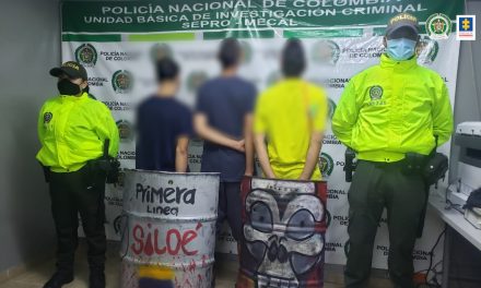 Internamiento a tres menores que presuntamente participaron en ataque con bombas molotov a estación de Policía en Cali