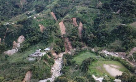 Así avanza la atención de la emergencia en Santo Domingo, Antioquia, tras avenida torrencial en la quebrada Santa Gertrudis y múltiples deslizamientos