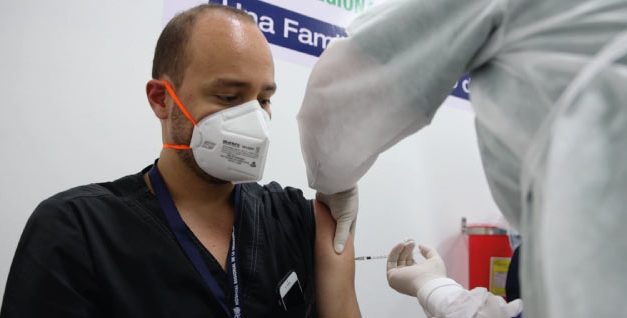 Pacientes con cáncer, priorizados dentro del Plan de Nacional de Vacunación