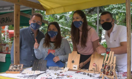 Emprendedoras de Medellín reciben acompañamiento de ONU Mujeres para fortalecer sus negocios
