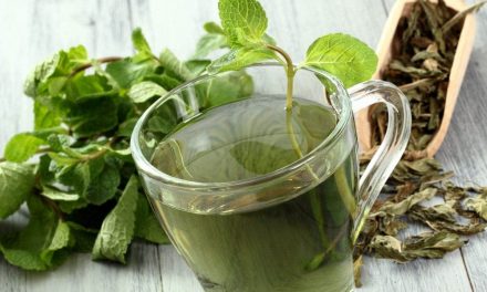Estos son los 4 efectos secretos de beber té verde