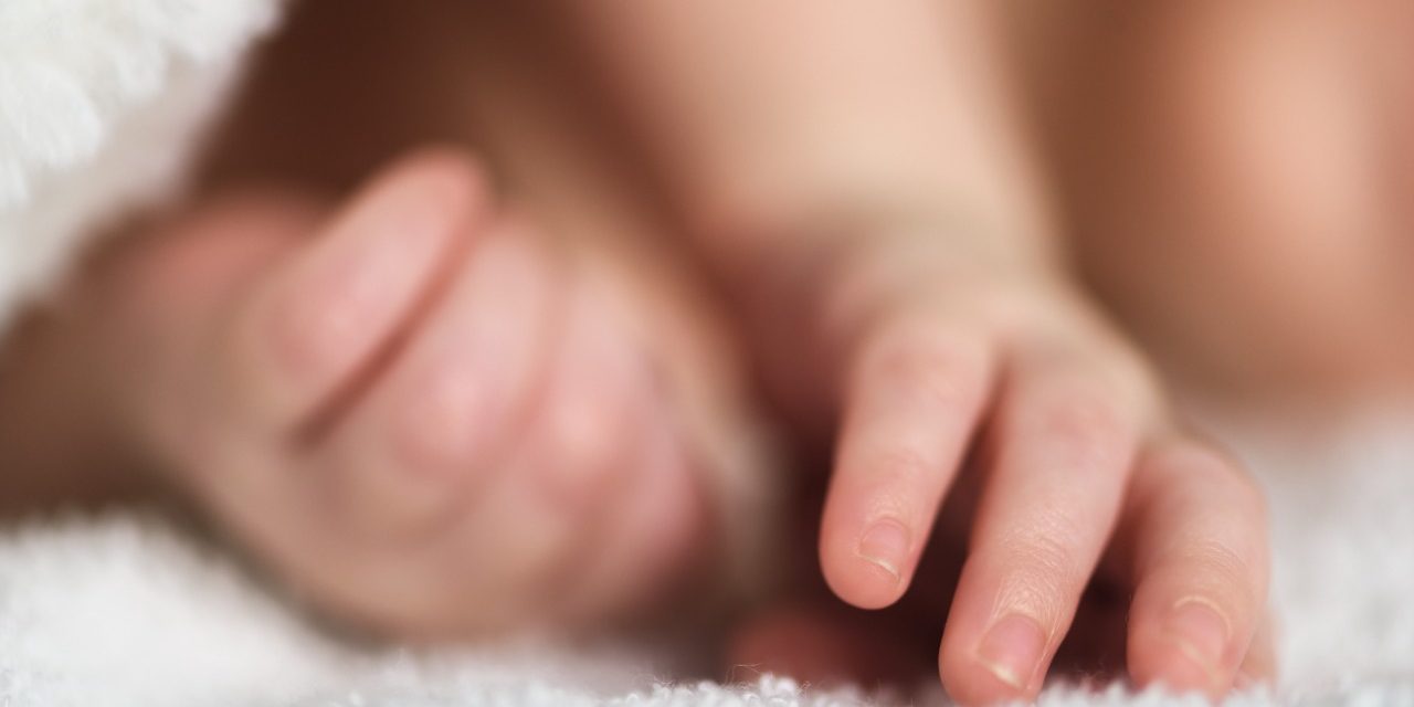 Familiares de recién nacido piden a la EPS Sanitas que no promueva el paseo de la muerte