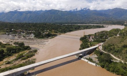 El puente sobre el Río Cauca del proyecto autopista al mar uno, registra una ejecución del 81%