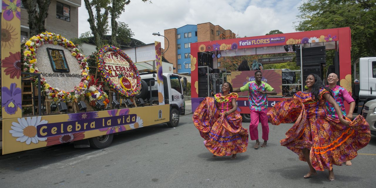 En Medellín, Feria de las Flores cerro con broche de oro y mantuvo el comercio activo