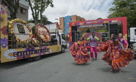 En Medellín, Feria de las Flores cerro con broche de oro y mantuvo el comercio activo