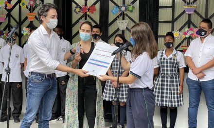 Alcaldía de Medellín asumió el 100 % del valor de las Pruebas Saber 11 de más de 17.000 estudiantes de colegios oficiales