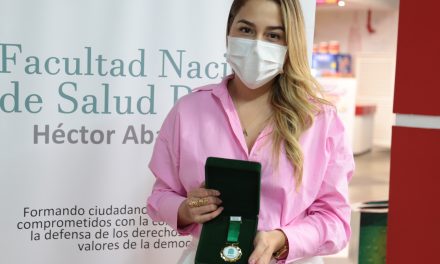 Por su gestión en la pandemia la secretaria de Salud de Medellín fue reconocida