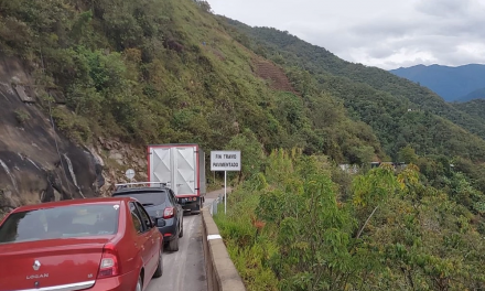 Por derrumbe de tierra quedan incomunicados 12 municipios de Santander con Bucaramanga