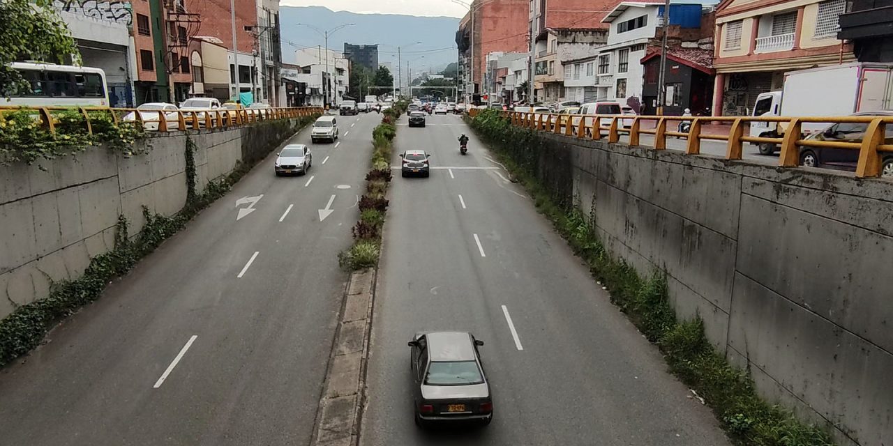 Este lunes inicia el periodo sancionatorio del pico y placa para carros particulares en Medellín