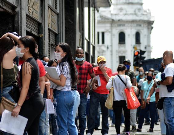 OCDE destacó la caída de desempleo en Colombia en julio: Superó en porcentaje a las siete mayores economías de la organización
