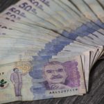 Comienza la discusión del salario mínimo en Colombia para 2026: Factores clave que influirán en el ajuste