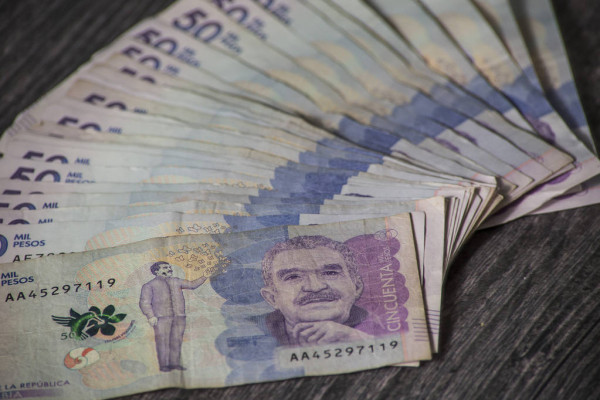 Aumento del salario mínimo en 2025 genera polémica