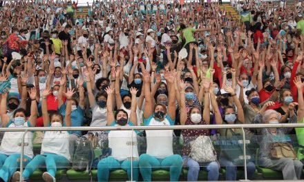 Con actividades recreativas, la Alcaldía de Medellín llevó a cabo homenaje a adultos mayores