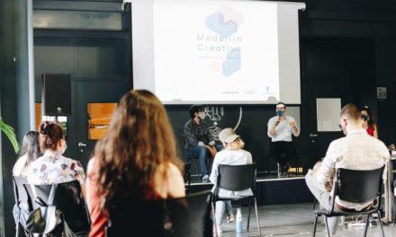 Apoyo al emprendimiento en Medellín: 56 iniciativas de la industria creativa recibieron formación e incentivos económicos