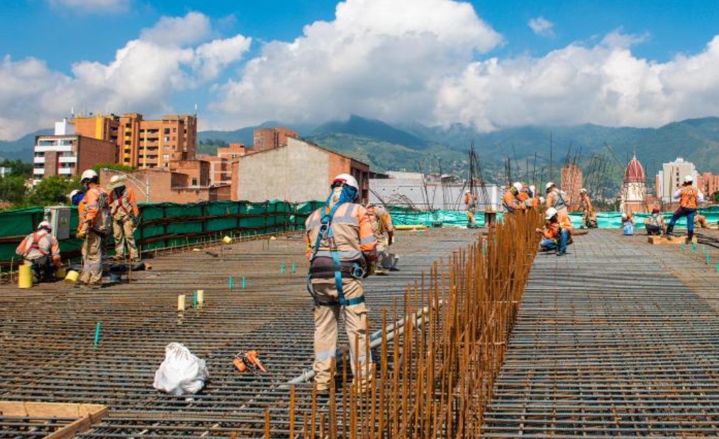 Atentos: Por obras del intercambio vial con la avenida 80, la calle San Juan de Medellín tendrá cierre de la calzada sur