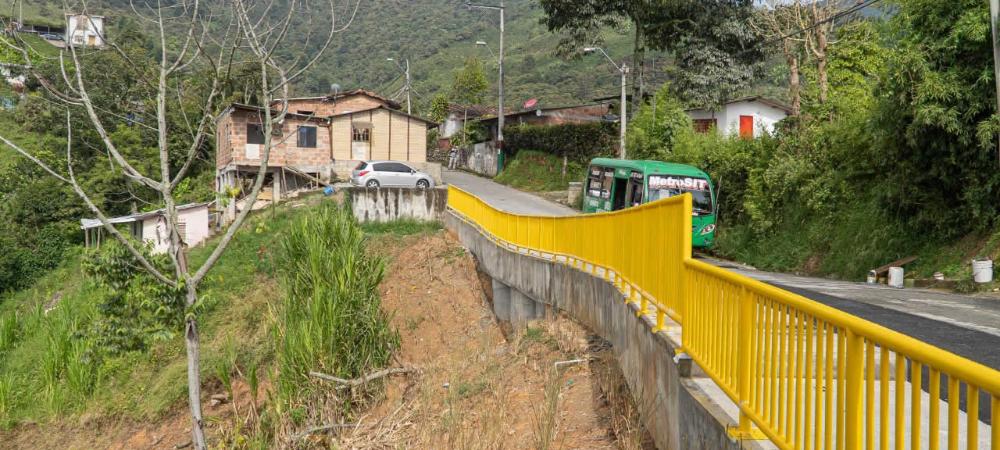 Alcaldía de Medellín intervino con obras 18 puntos de la ciudad para la mitigación de derrumbes