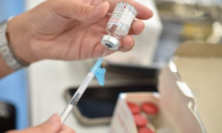 Nuevo lote de Moderna llegó al país: Más de 1.170.000 dosis contra el COVID-19 listas para ser repartidas