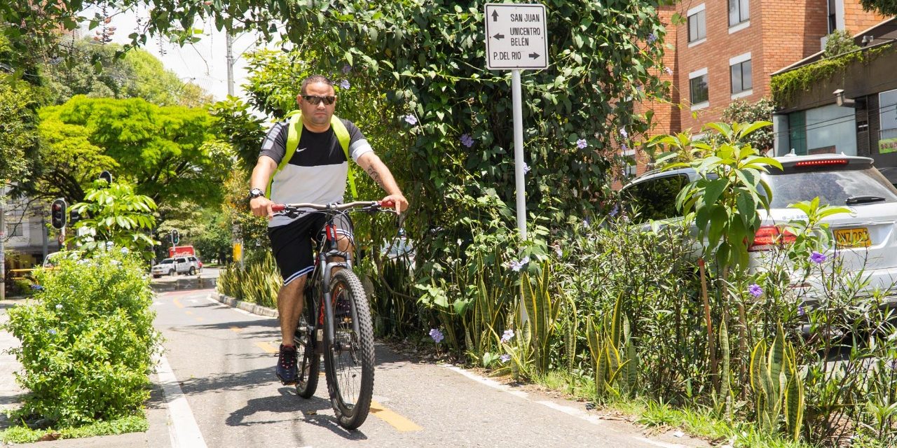 Medellín impulsa el uso de transporte alternativo con trabajos para recuperar 30 kilómetros de ciclorrutas