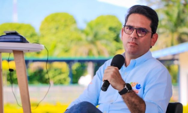 Con explosivos hombres de ‘Gentil Duarte’ atacaron al gobernador del Meta, Juan Guillermo Zuluaga