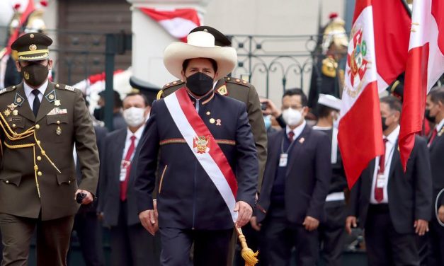 Tercer gabinete en seis meses de gobierno del presidente peruano Pedro Castillo