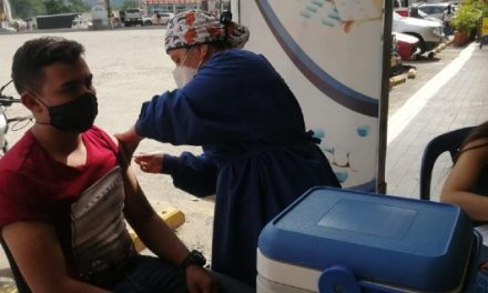 MinSalud habilitó puestos de vacunación exclusivos para transportadores de carga: Hay uno en Antioquia
