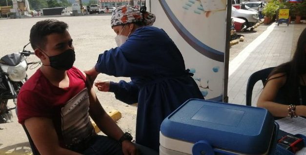 MinSalud habilitó puestos de vacunación exclusivos para transportadores de carga: Hay uno en Antioquia