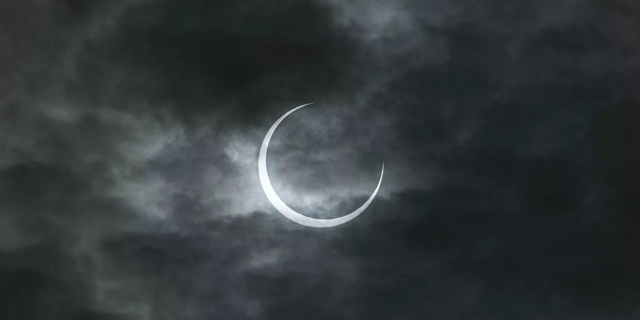 Se viene el eclipse lunar más largo del siglo: Todo lo que debe conocer