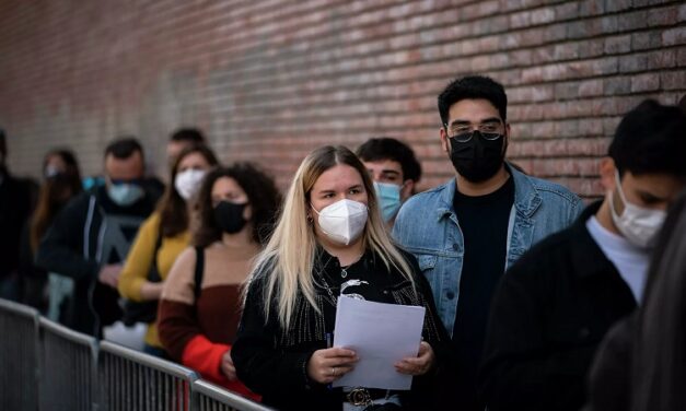Alarma en España: Superó los 70.000 contagios diarios y batió récords desde el inicio de la pandemia por COVID-19