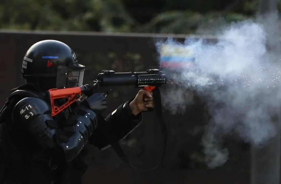 Imputan cargos a oficiales de la Policía de Cali que estarían involucrados en homicidios durante el paro nacional