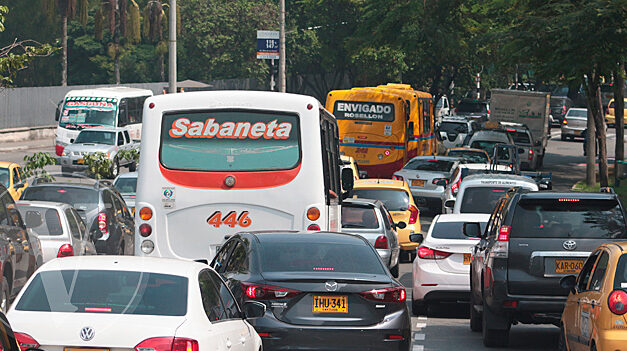 Formulan cargos a tres secretarías de tránsito de Antioquia por presuntamente omitir controles a la informalidad e ilegalidad