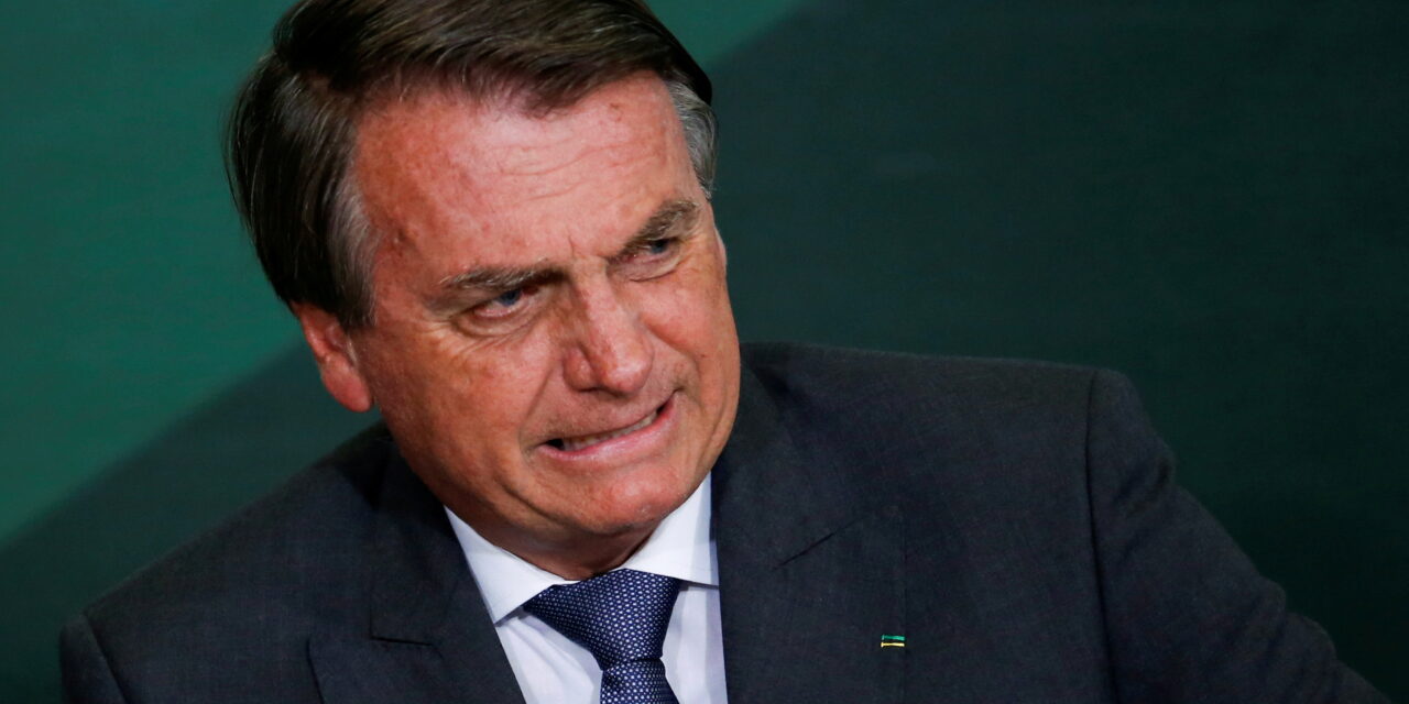 Bolsonaro hospitalizado por una obstrucción intestinal