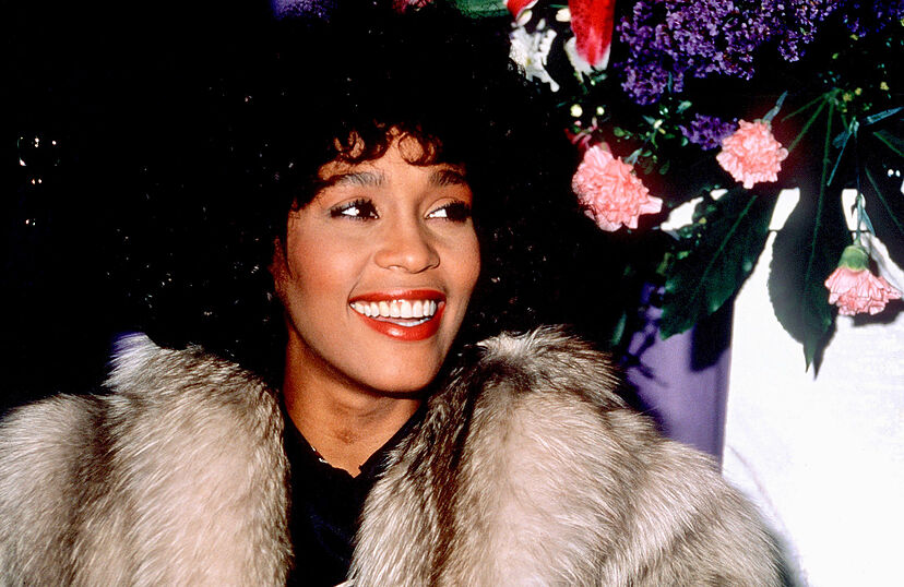 A una década de la muerte de Whitney Houston: La cantante, vigente en el corazón de sus fans