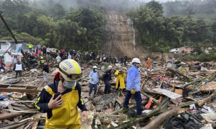 Dolor en Pereira: 16 muertos y dos desaparecidos, es el saldo hasta ahora de la tragedia en La Esneda