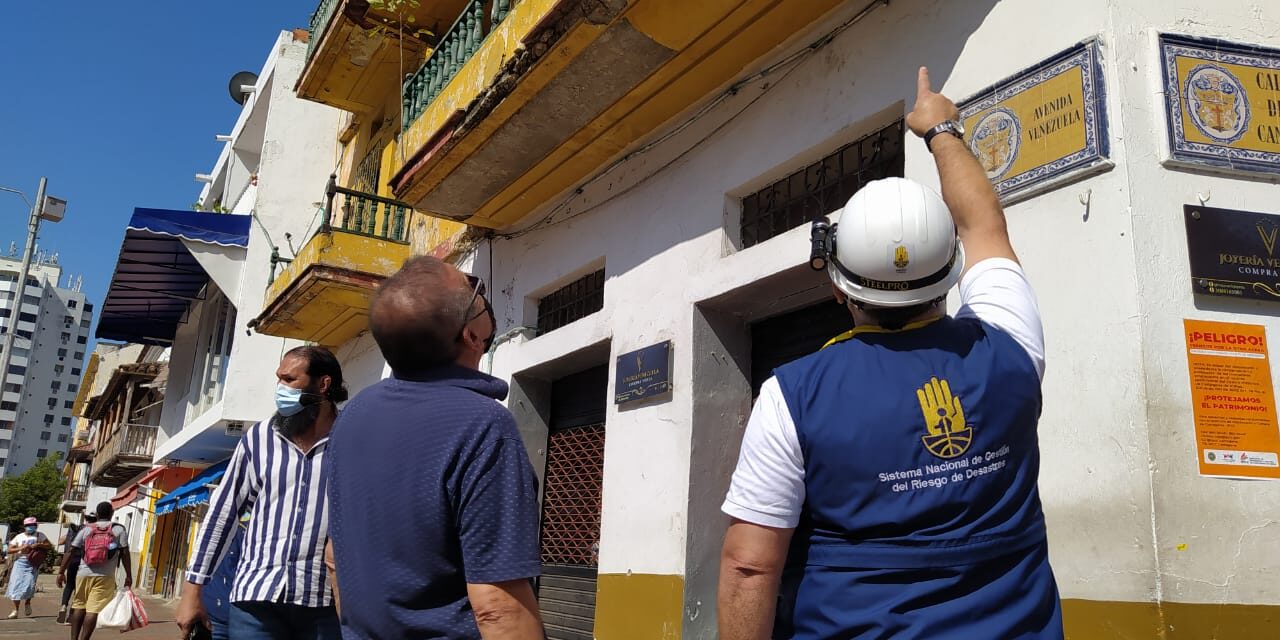 Peligro por posible derrumbe de edificio en el Centro Histórico de Cartagena