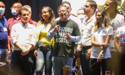 Sale a la luz nueva versión del ‘rifirrafe’ entre Álex Flórez y Susana Boreal, en el cierre de campaña del Pacto Histórico